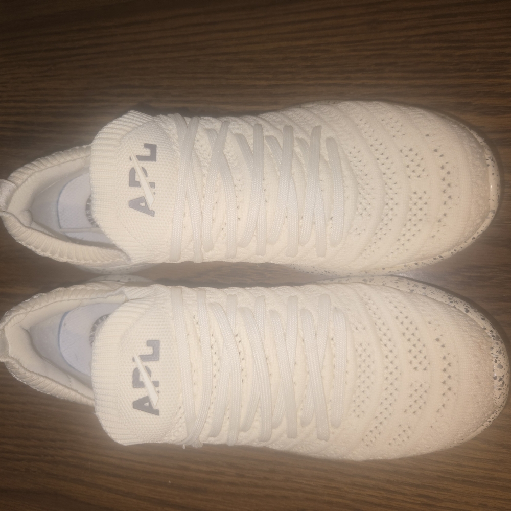 APL Light Cream Colored Athletic Sneakers- Size 8